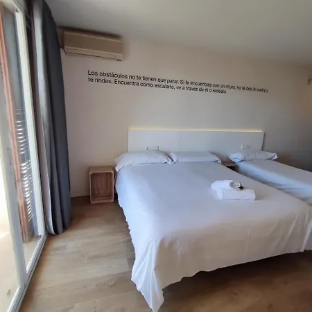 Dynamic Caldetes Barcelona 3* 칼데스 데스트락
